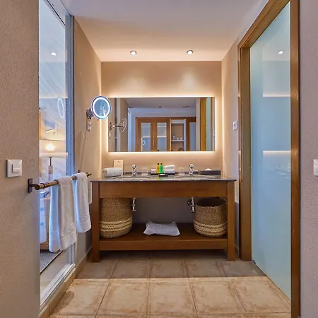 Szálloda Secrets Lanzarote Puerto Calero