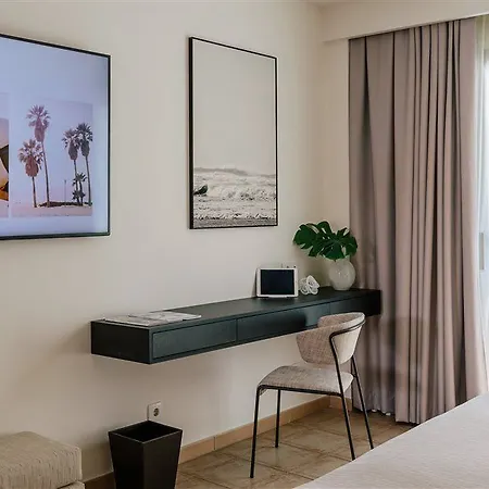 Secrets Lanzarote Szálloda Puerto Calero