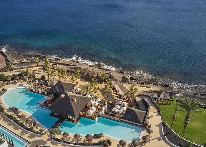 Secrets Lanzarote Puerto Calero